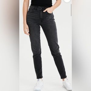 American Eagle Mom Jean